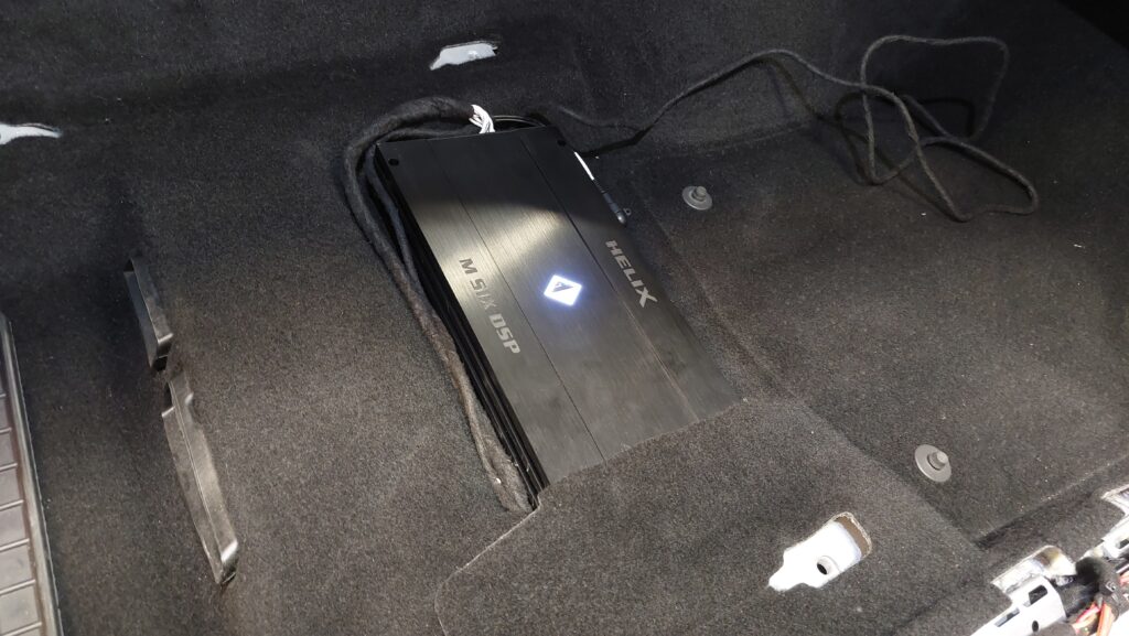 Montáž zesilovače